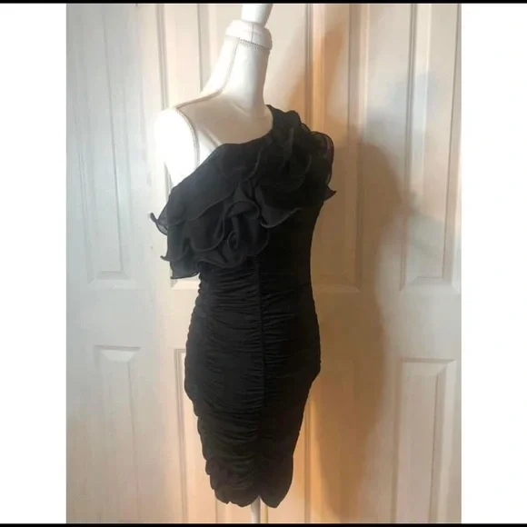 SOLD! Frederick’s of Hollywood -Sexy One-shoulder Ruffle Black Dress - Picture 3 of 10